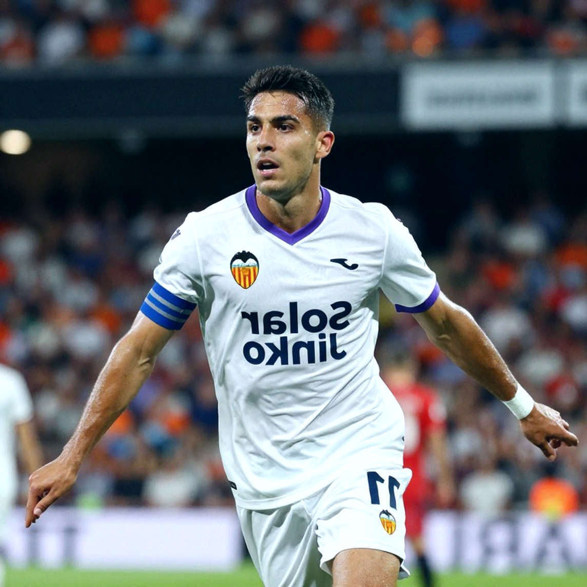 V.League và khoảng cách giữa hai giấc mơ của bóng đá Việt Nam
