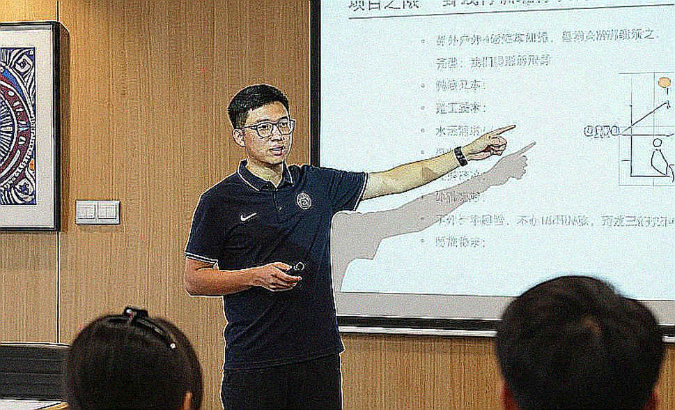 U17 Việt Nam ở World Cup: Những đứa trẻ tập thở trước khi tập đá